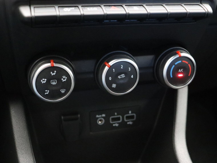 Vehicle Image 27