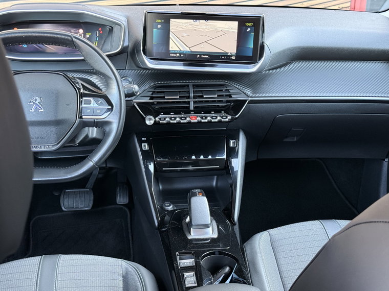 Vehicle Image 28