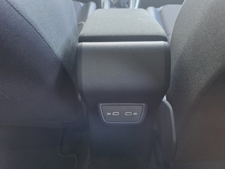 Vehicle Image 41