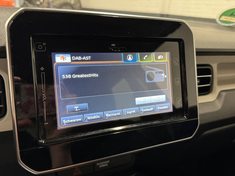 Vehicle Image 14