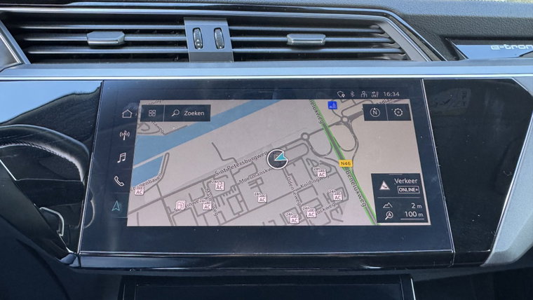 Vehicle Image 18