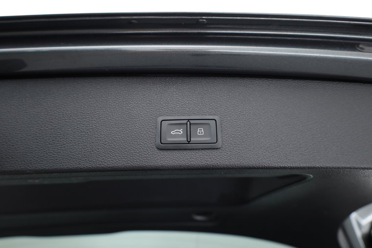 Vehicle Image 39