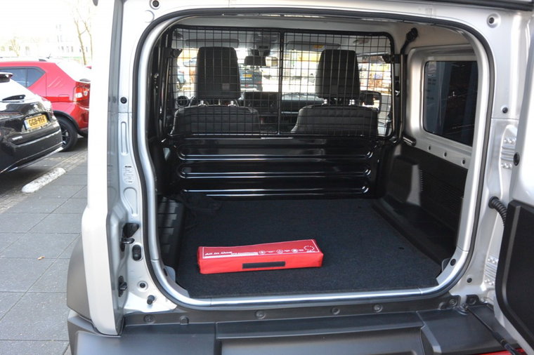 Vehicle Image 12