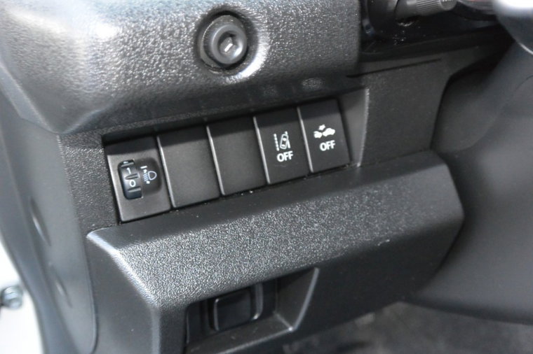 Vehicle Image 19