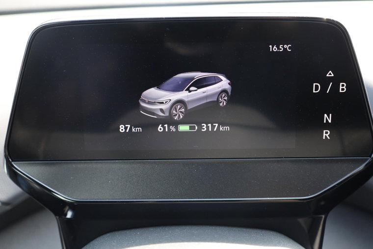 Vehicle Image 21