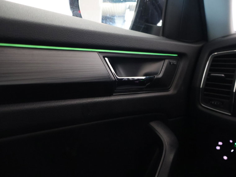 Vehicle Image 52