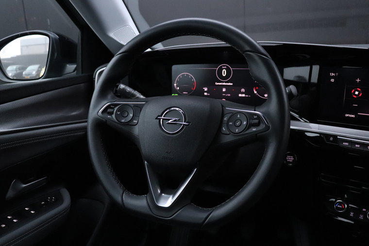 Vehicle Image 21