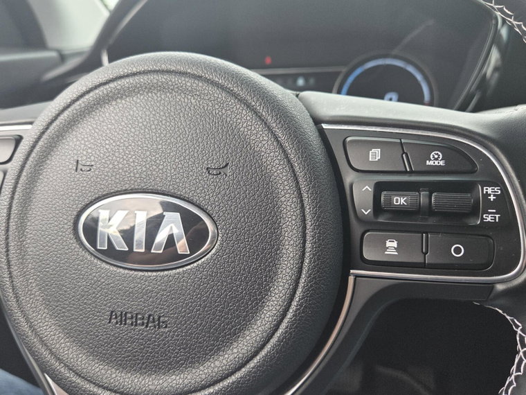 Vehicle Image 26