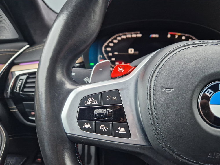 Vehicle Image 28