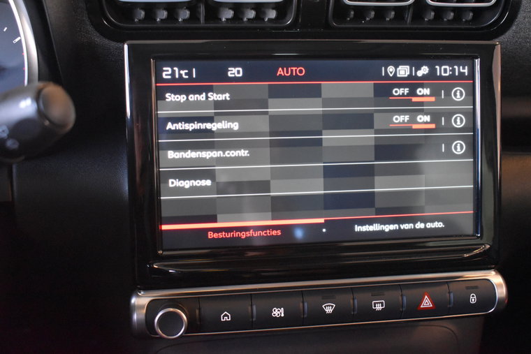 Vehicle Image 21