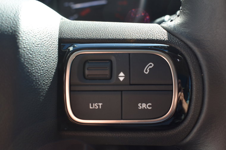 Vehicle Image 26