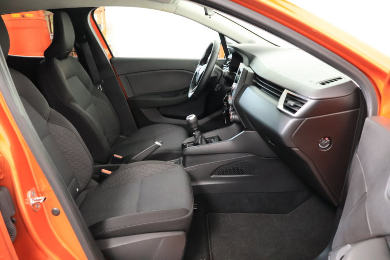 Vehicle Image 11