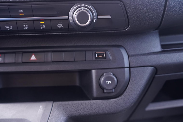 Vehicle Image 39