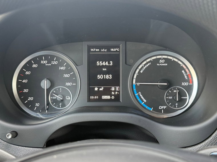 Vehicle Image 25