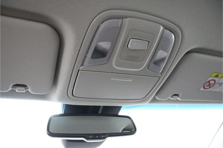 Vehicle Image 38