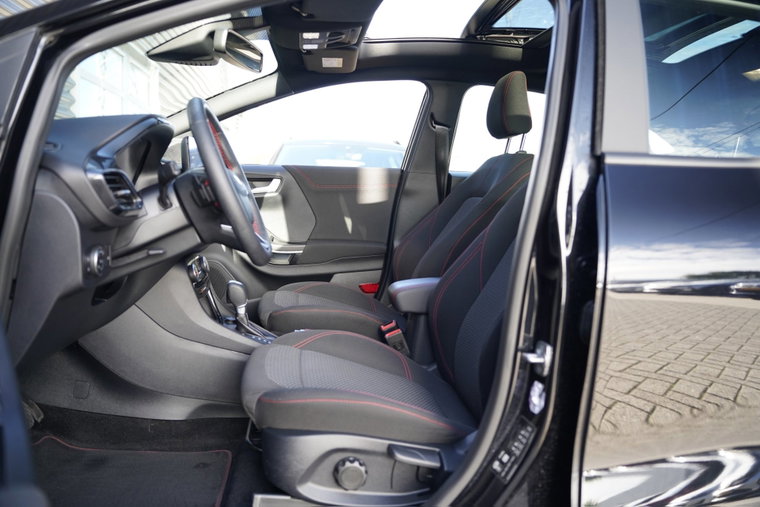 Vehicle Image 20