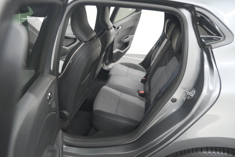 Vehicle Image 31