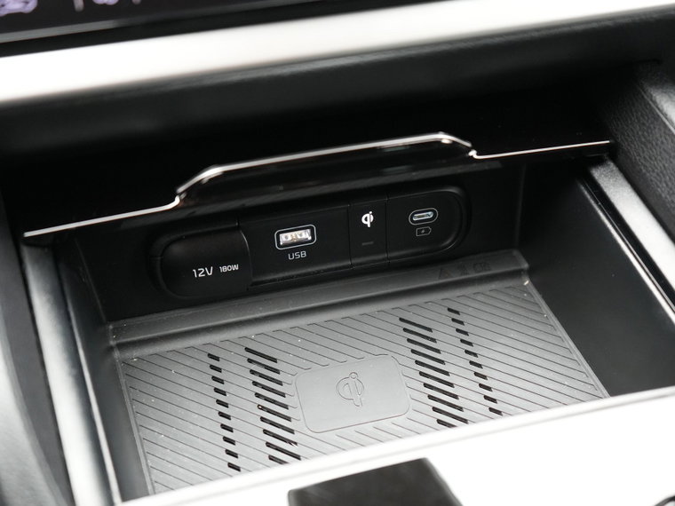 Vehicle Image 45