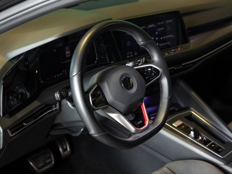 Vehicle Image 37