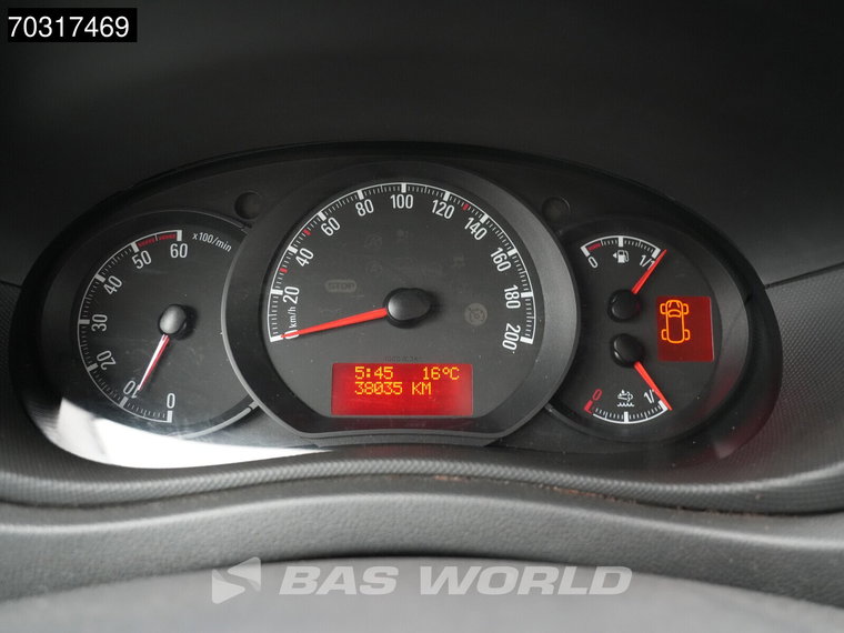 Vehicle Image 18