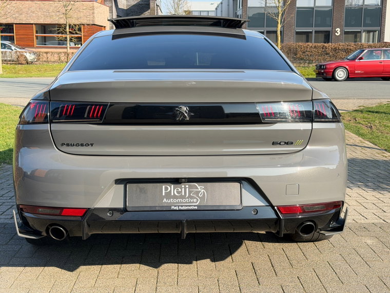 Vehicle Image 26