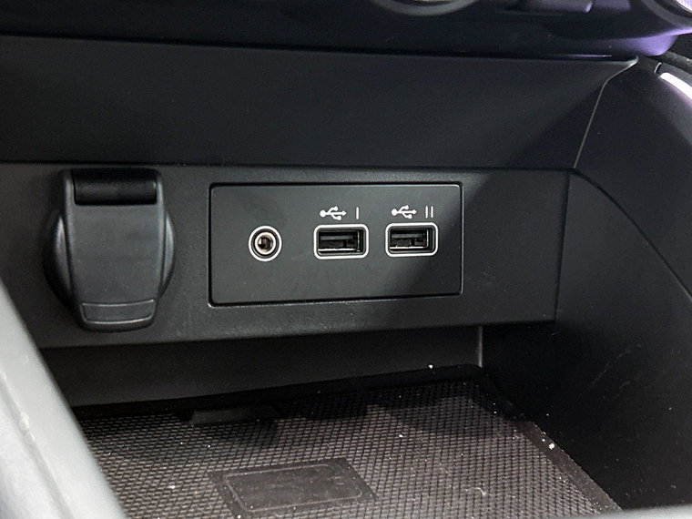 Vehicle Image 27