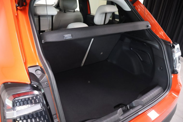 Vehicle Image 31