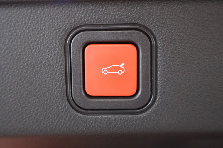 Vehicle Image 33