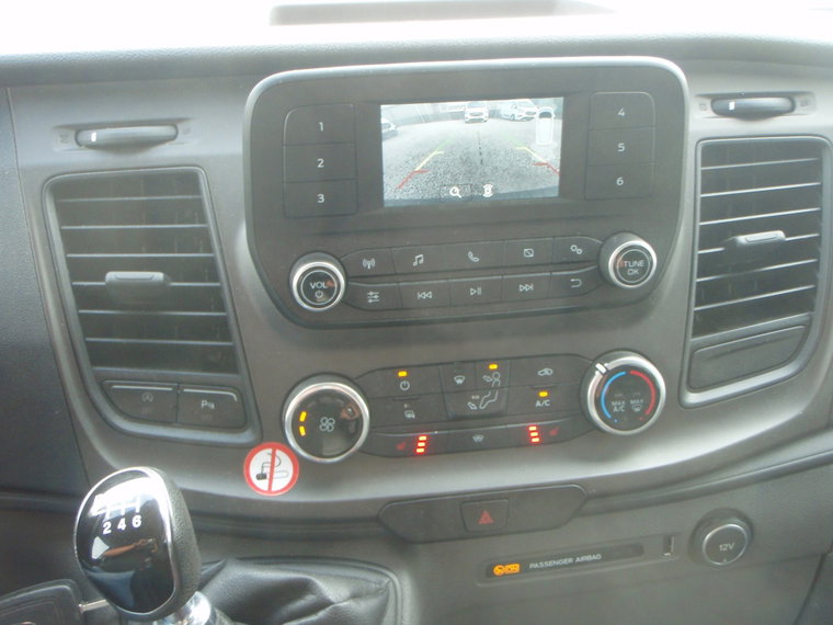 Vehicle Image 17
