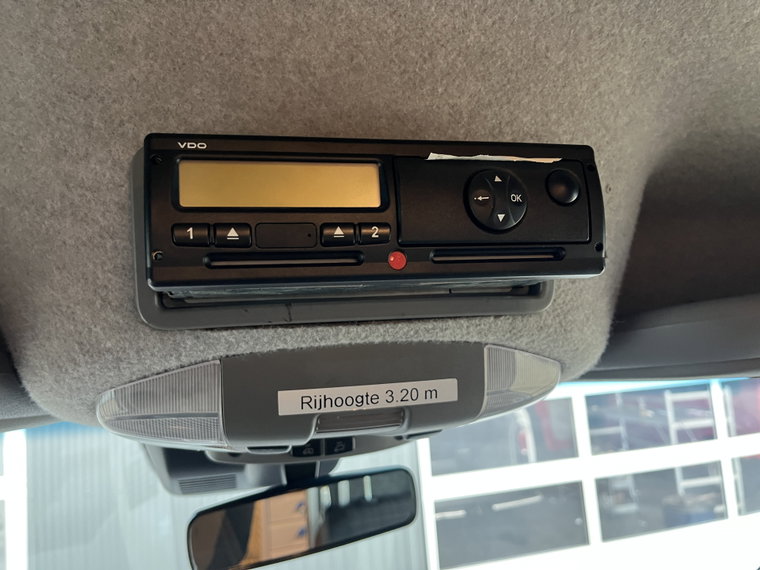 Vehicle Image 26