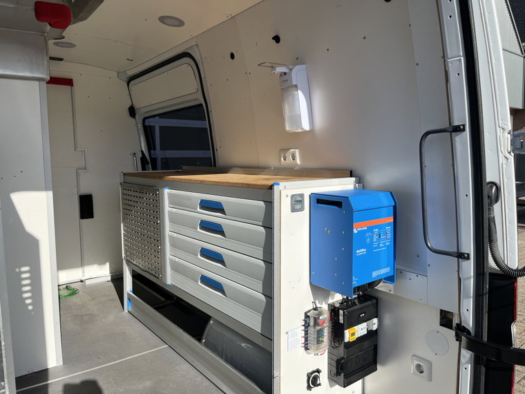Vehicle Image 36