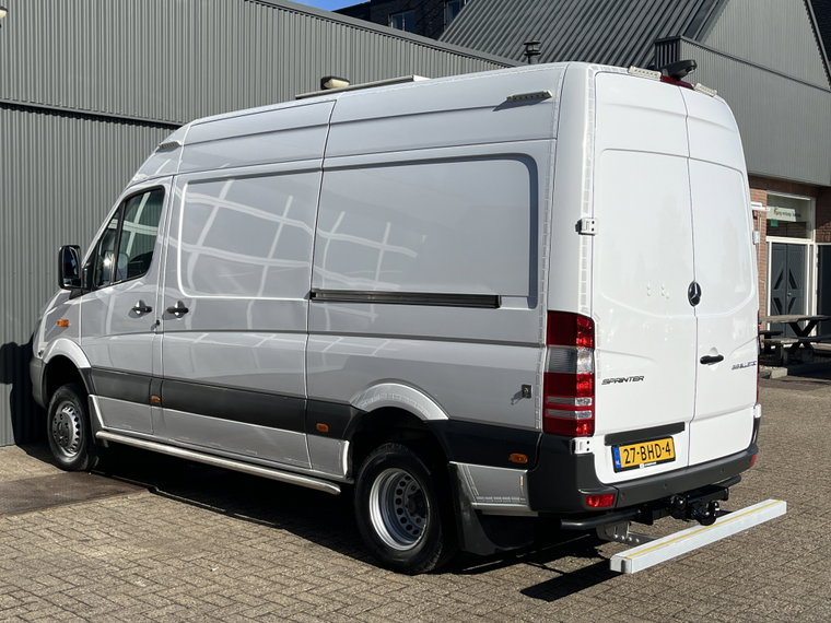 Vehicle Image 45