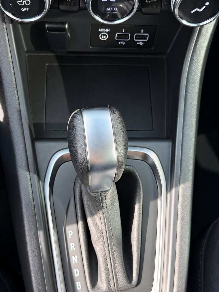 Vehicle Image 41
