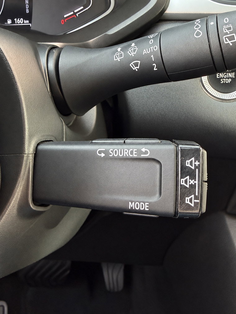 Vehicle Image 42