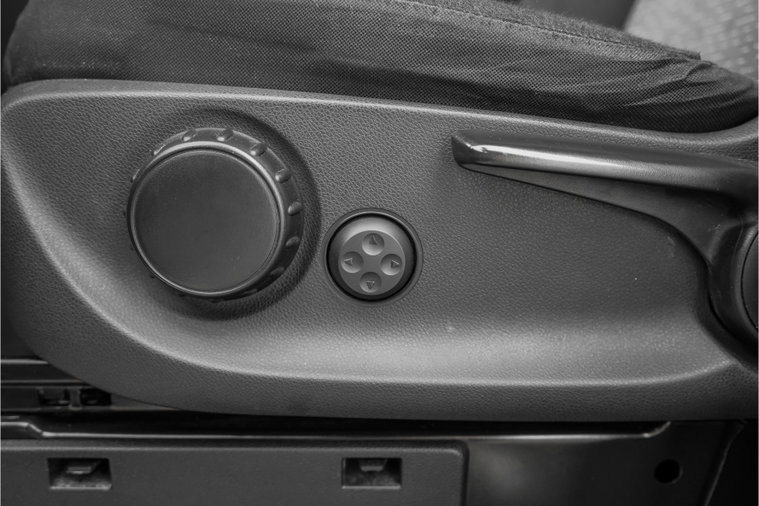 Vehicle Image 26