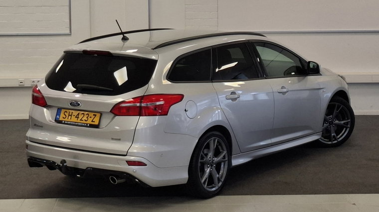 Vehicle Image 35