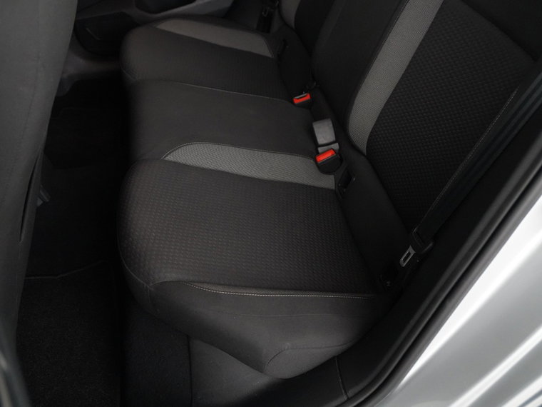 Vehicle Image 41