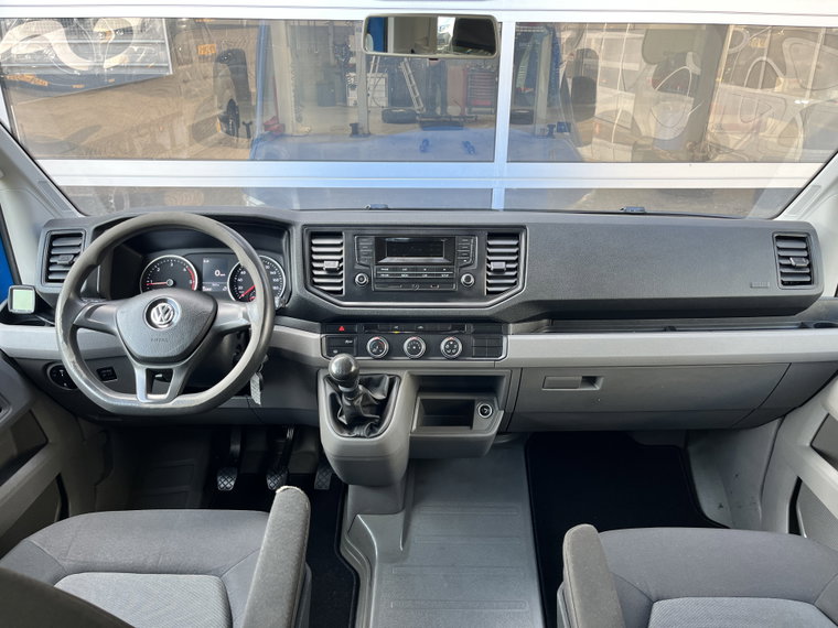 Vehicle Image 32