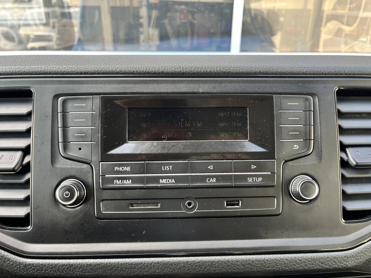Vehicle Image 38