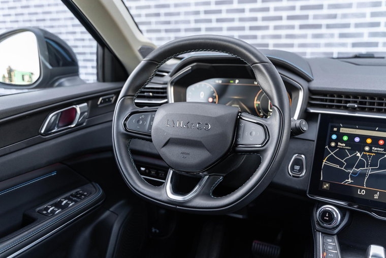 Vehicle Image 38