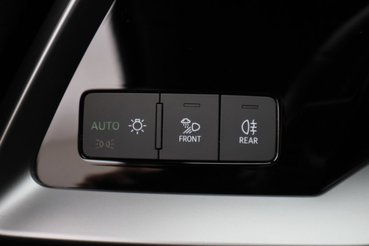 Vehicle Image 33
