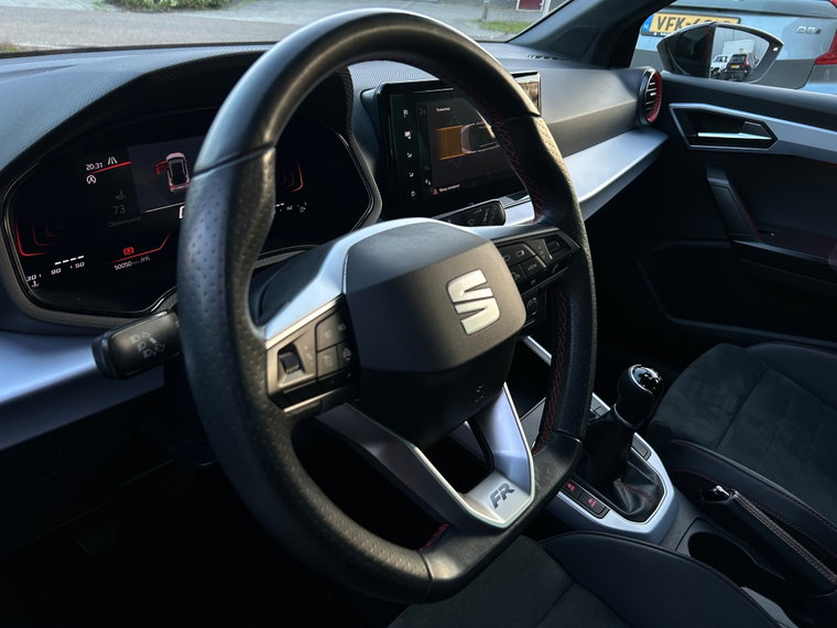 Vehicle Image 38