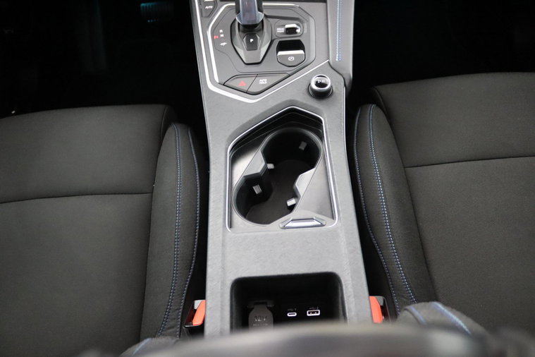 Vehicle Image 50