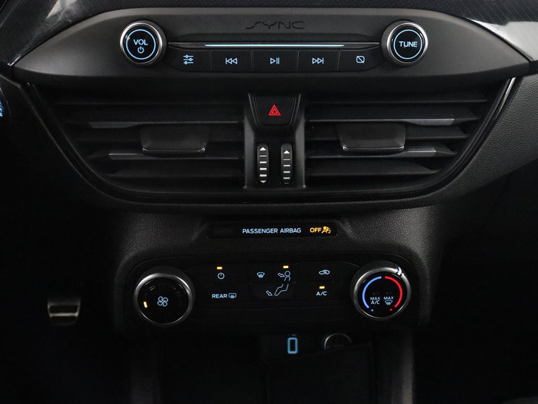Vehicle Image 26
