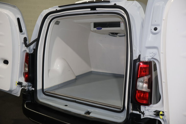 Vehicle Image 13