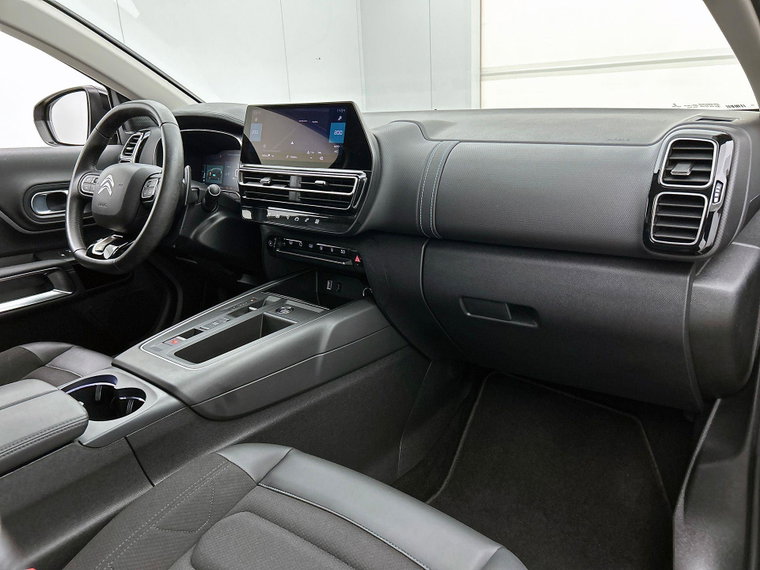 Vehicle Image 22