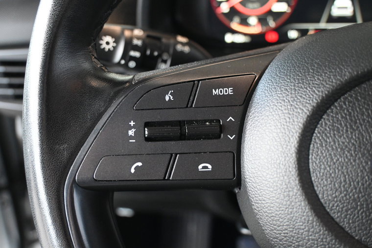 Vehicle Image 37