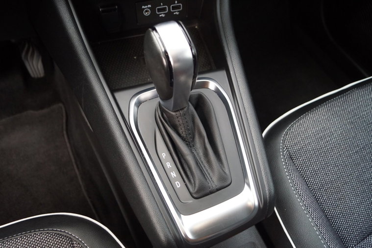 Vehicle Image 17