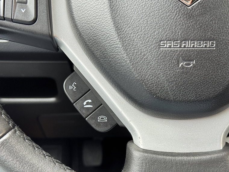 Vehicle Image 27