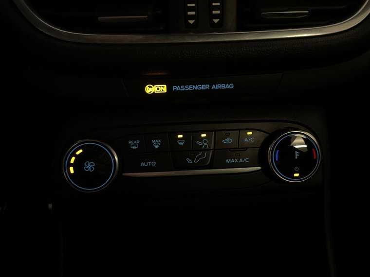 Vehicle Image 33